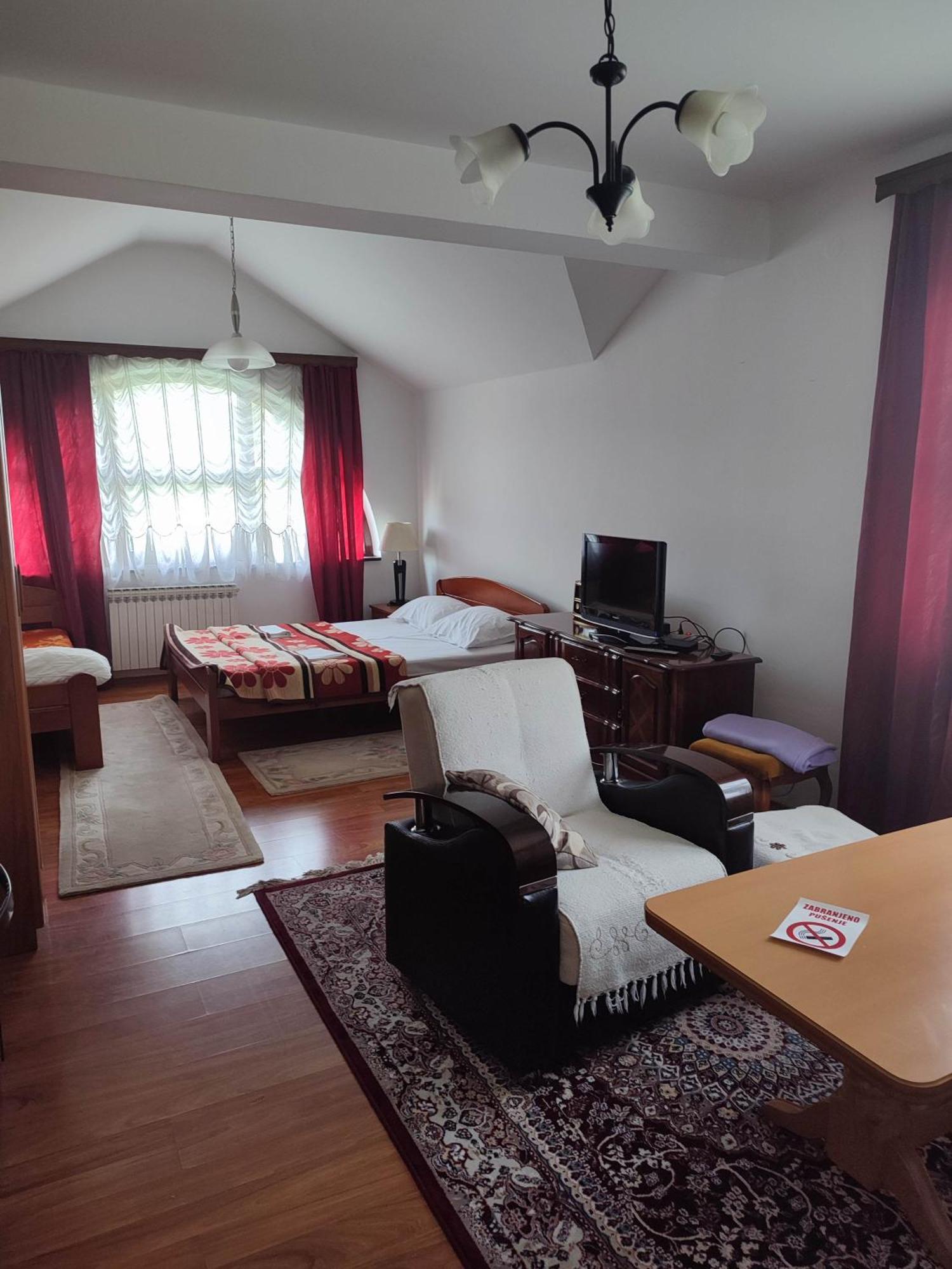 Pansion Kamin Lukavica Exterior foto