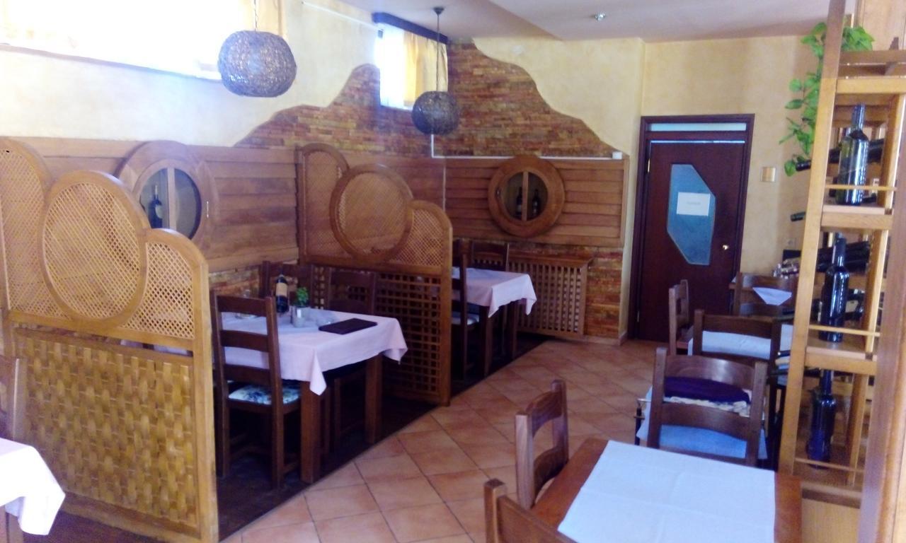 Pansion Kamin Lukavica Exterior foto