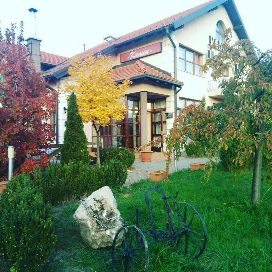 Pansion Kamin Lukavica Exterior foto
